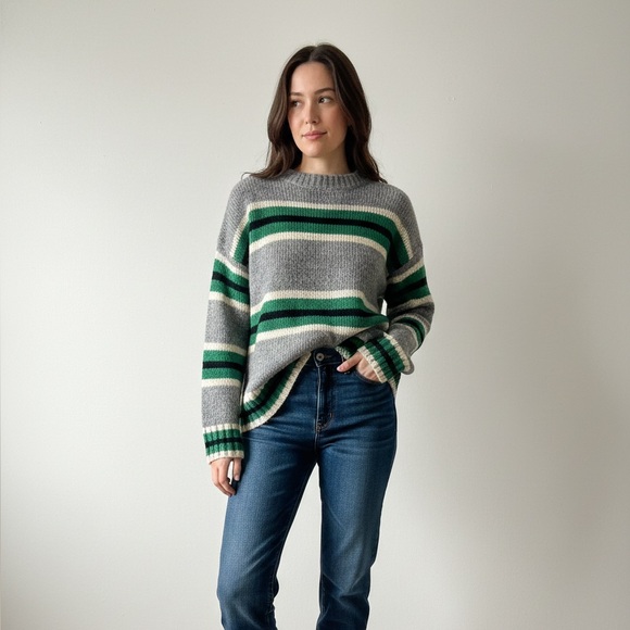 Urban Outfitters Sweaters - Urban Outfitters Vintage Mo Hair Blend Sweater M